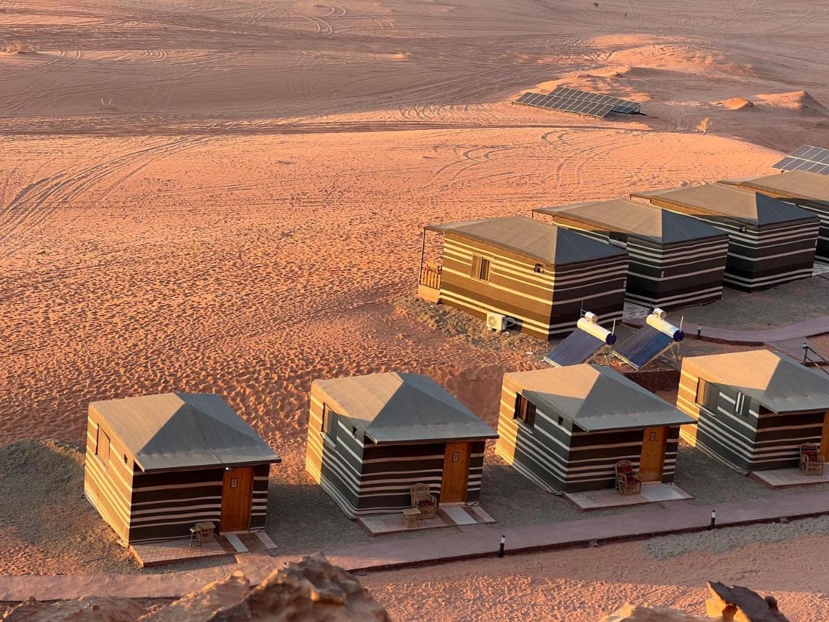 Wadi Rum Eagle Luxury Camp エクステリア 写真