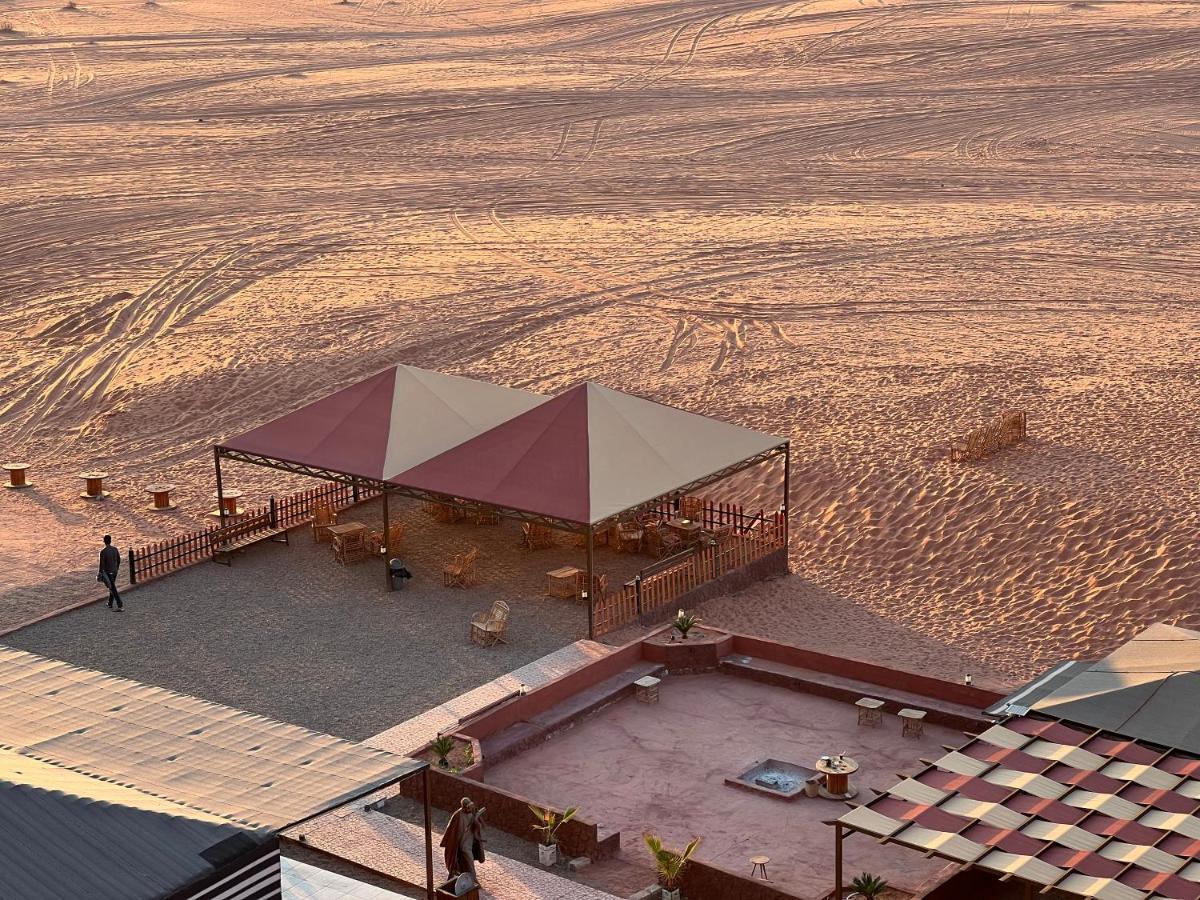 Wadi Rum Eagle Luxury Camp エクステリア 写真