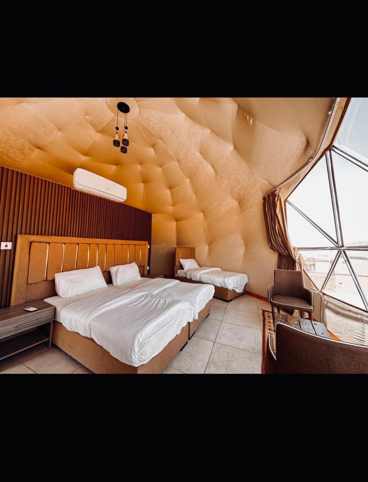Wadi Rum Eagle Luxury Camp エクステリア 写真